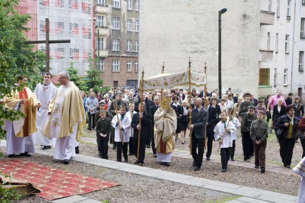 Procesja do czwartego ołtarza